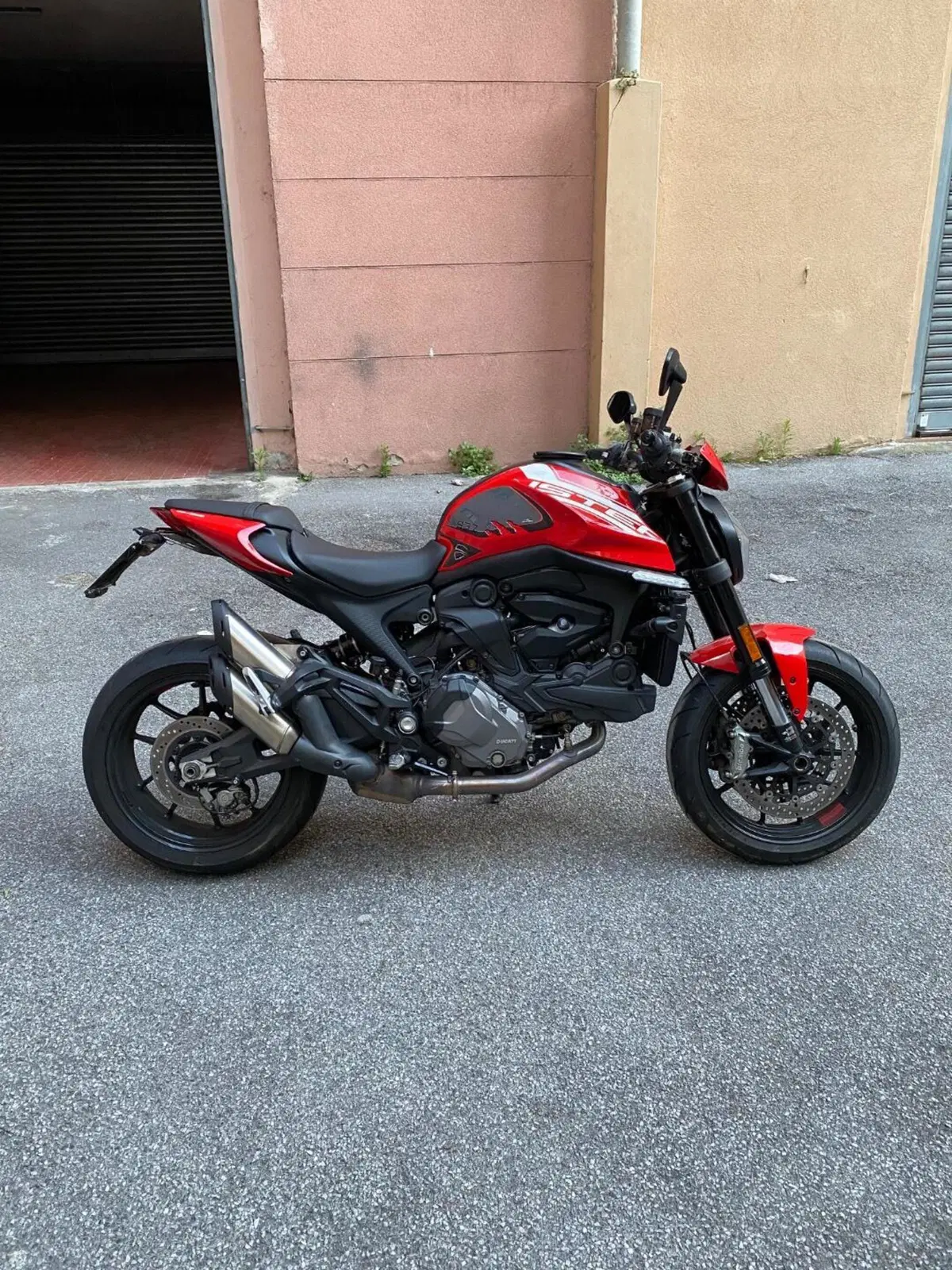 Ducati Monster 937 + (2021 - 25) (3)