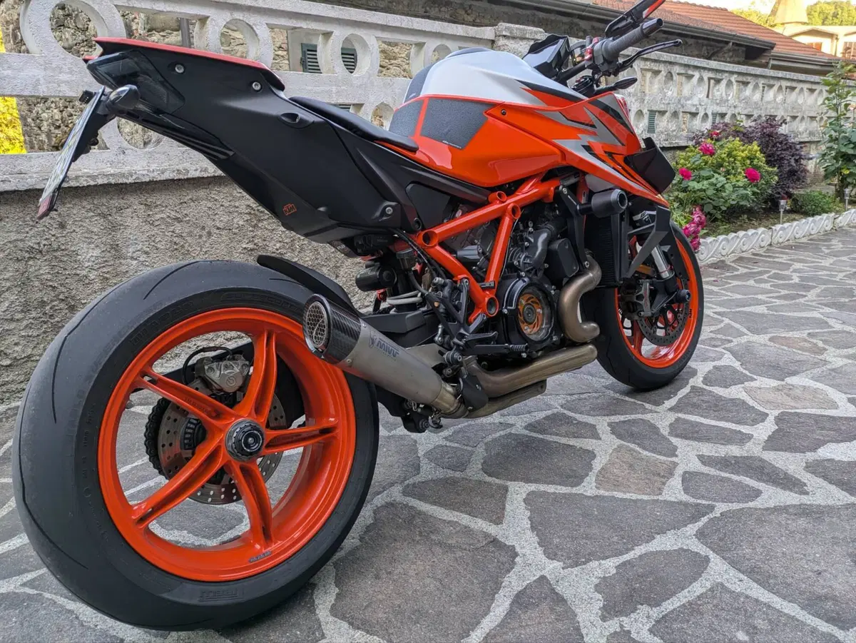 KTM 1290 Super Duke R (2022 - 23) (5)