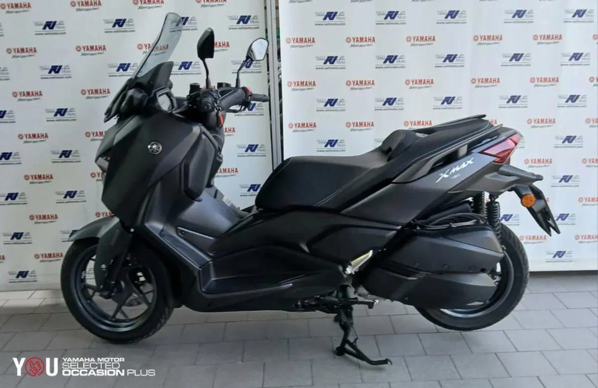 Yamaha X-Max 300 (2021 - 24) (2)