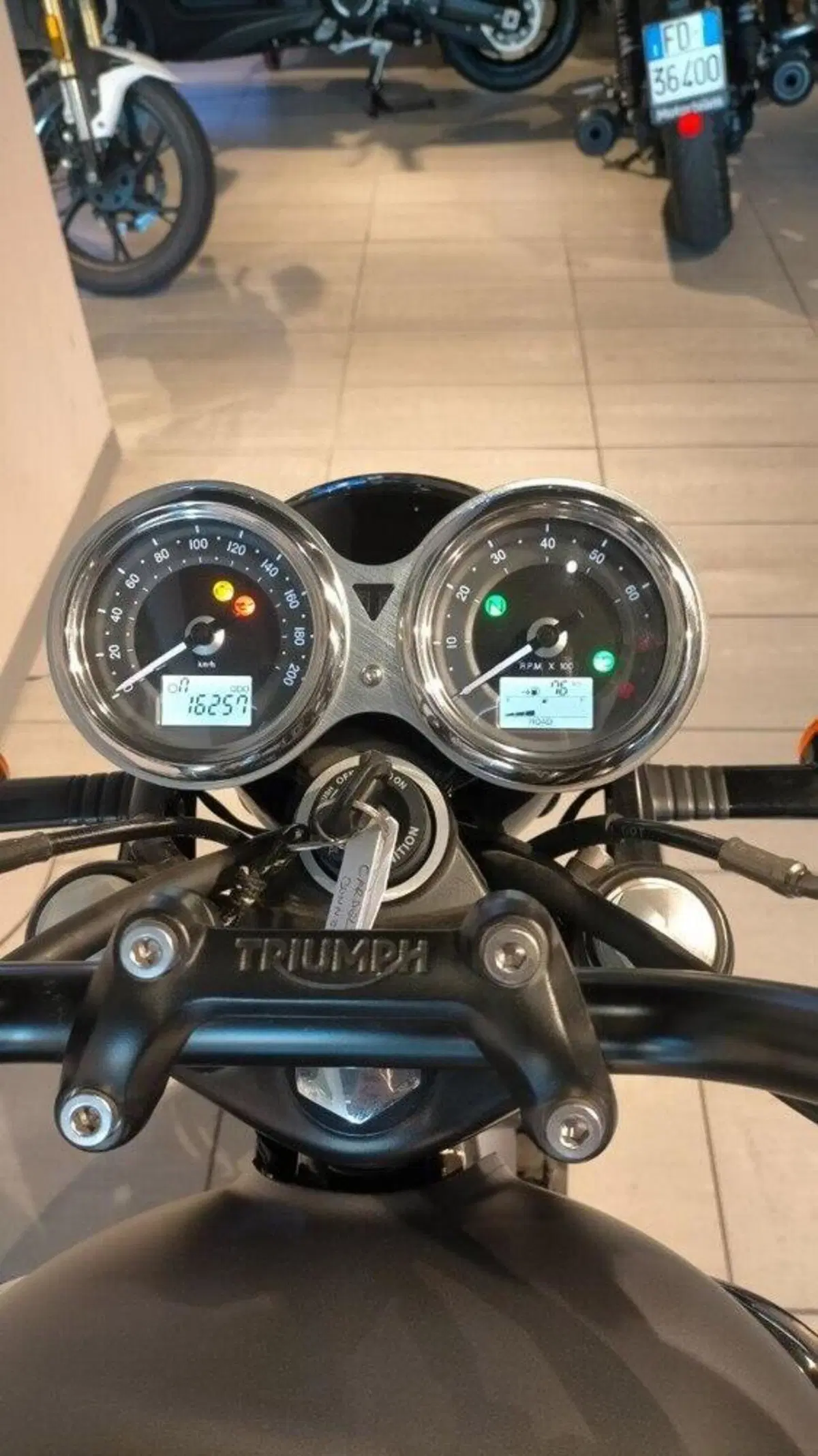 Triumph Bonneville (2007 - 16) (4)