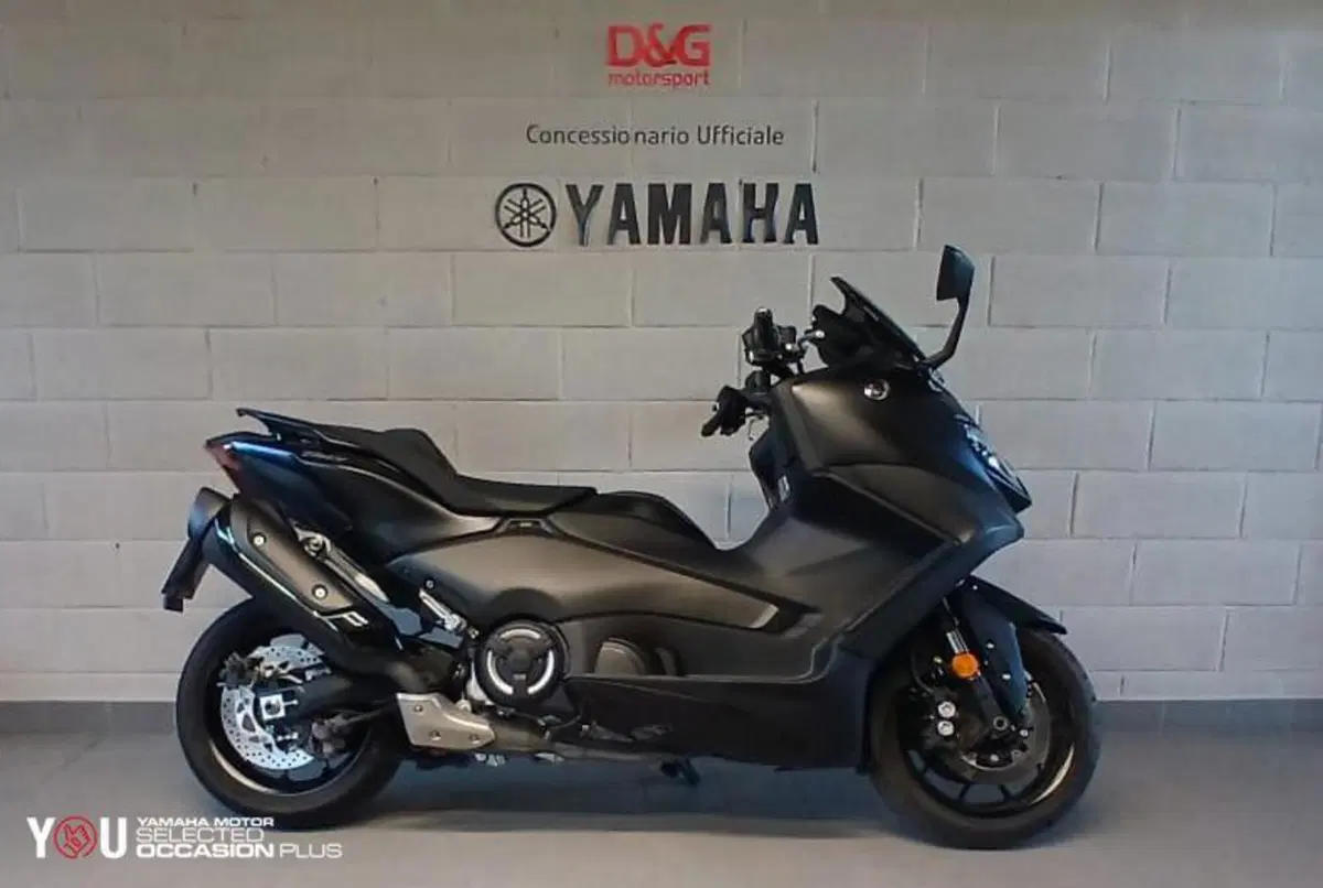 Yamaha T-Max 560 (2025 - 26)