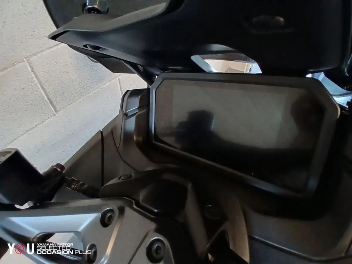Yamaha T-Max 560 (2025 - 26) (5)