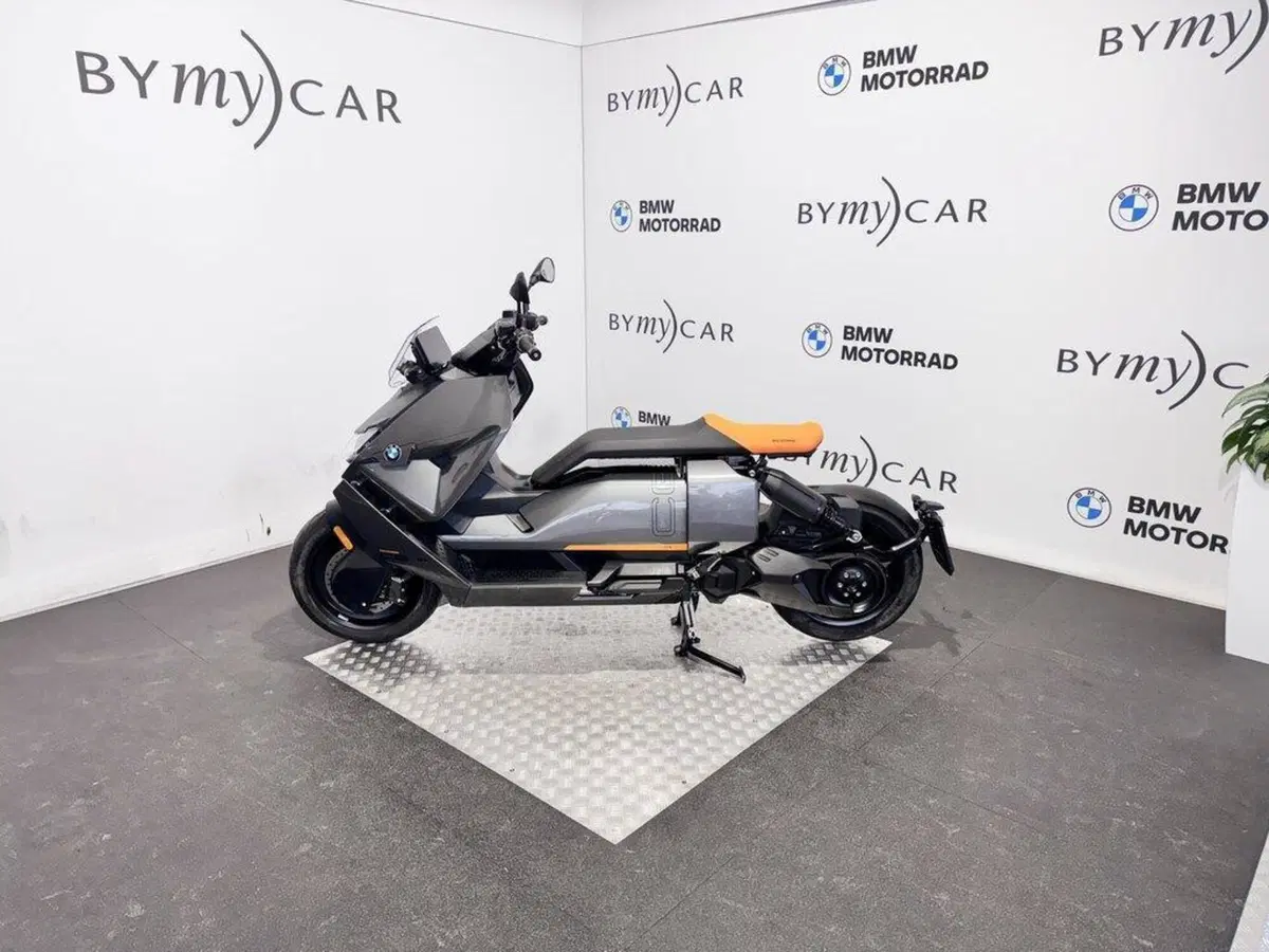 Bmw CE 04 (2021 - 25) (10)