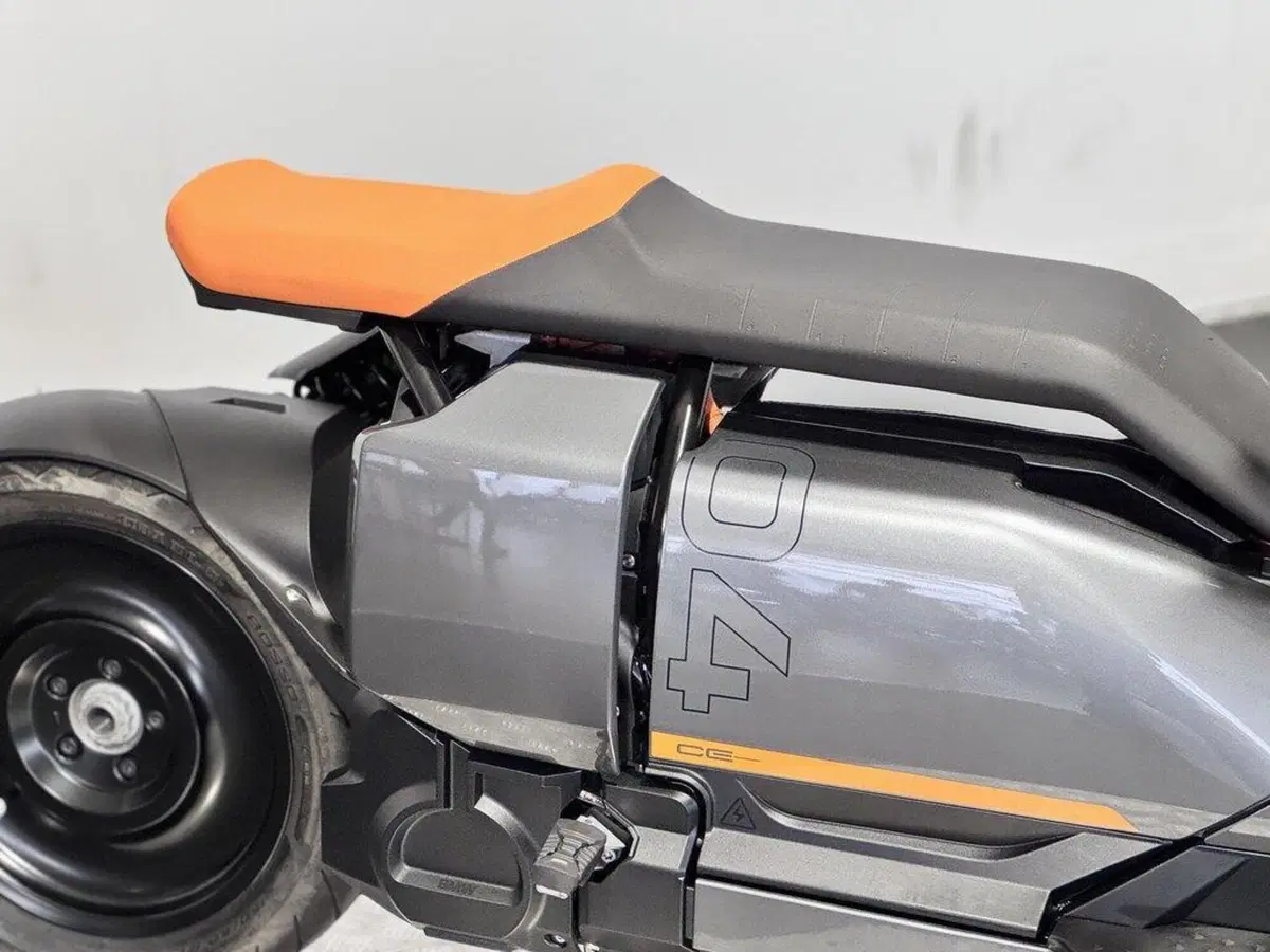 Bmw CE 04 (2021 - 25) (11)