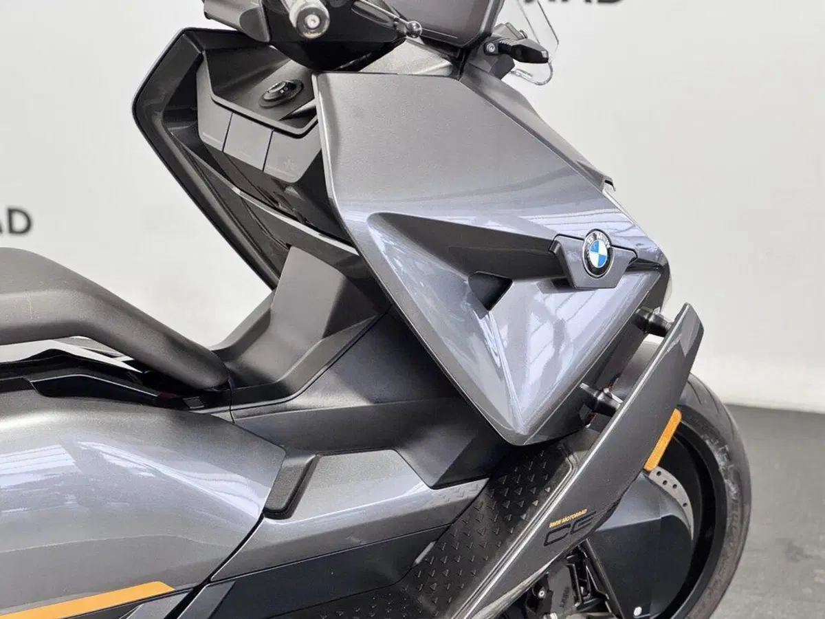 Bmw CE 04 (2021 - 25) (12)