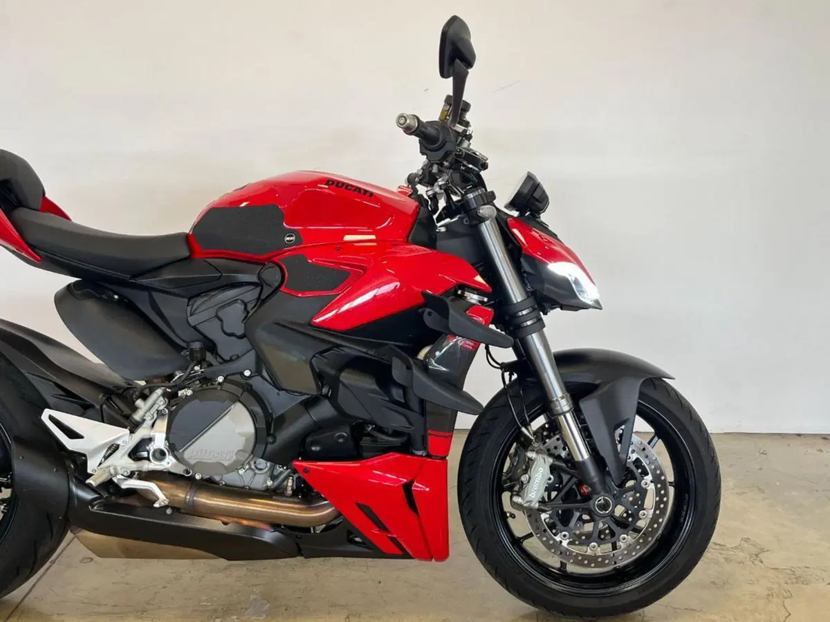 Ducati Streetfighter V2 (2022 - 24) (5)