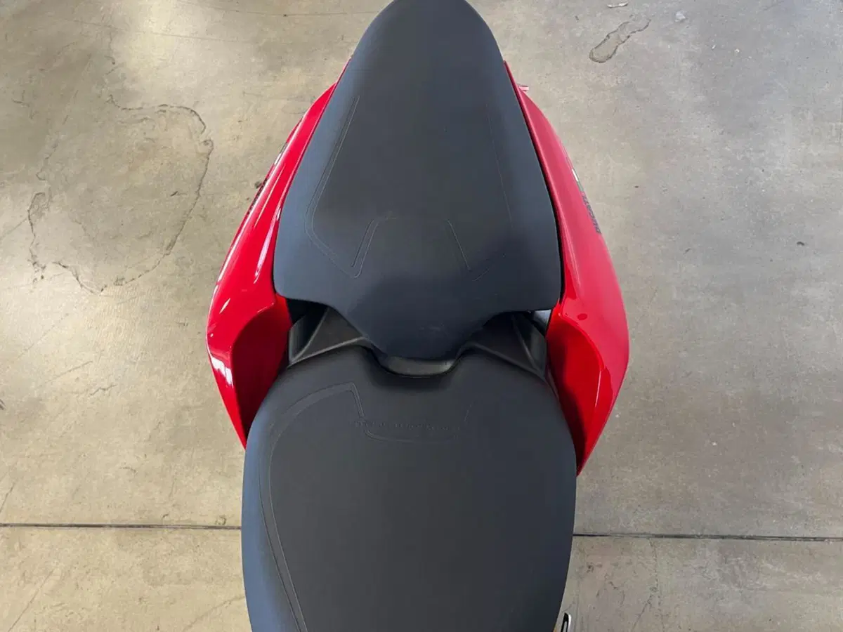 Ducati Streetfighter V2 (2022 - 24) (8)