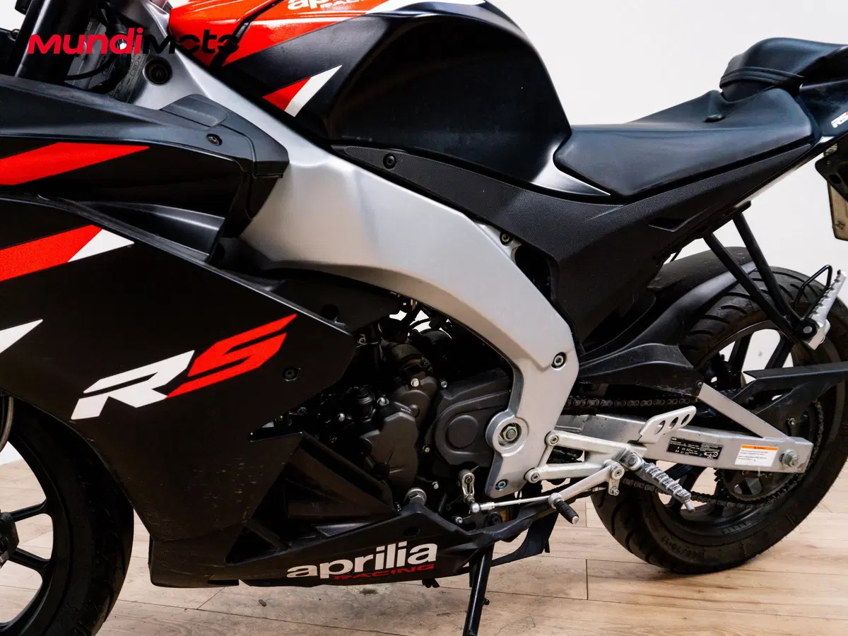 Aprilia RS 125 (1998 - 02) (9)