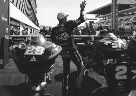 La prima europea della H-D Bagger World Cup. Gutierrez e Iannone. È il delirio [VIDEO e GALLERY]