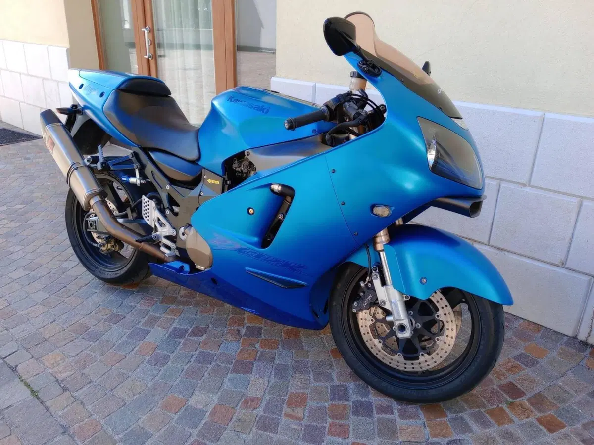 Kawasaki Ninja 1200 ZX-12R (2000 - 06)