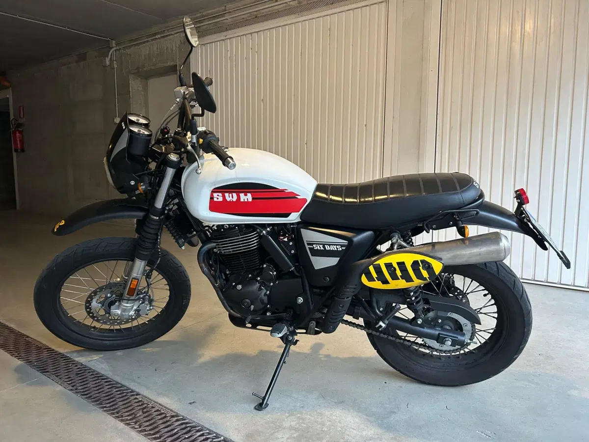 Swm Six Days 440 (2018 - 20) (2)
