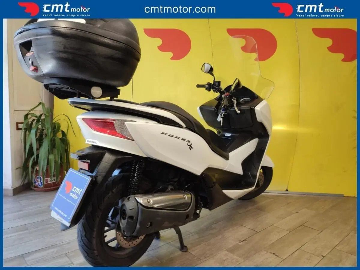 Honda Forza 300 ABS (2013 - 17) (4)