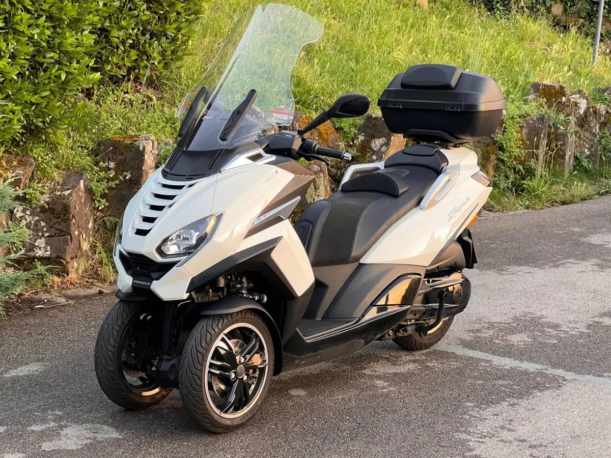 Peugeot Metropolis 400i Allure (2021) (11)