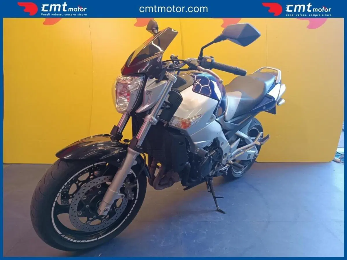 Suzuki GSR 600 (2006 - 11) (2)
