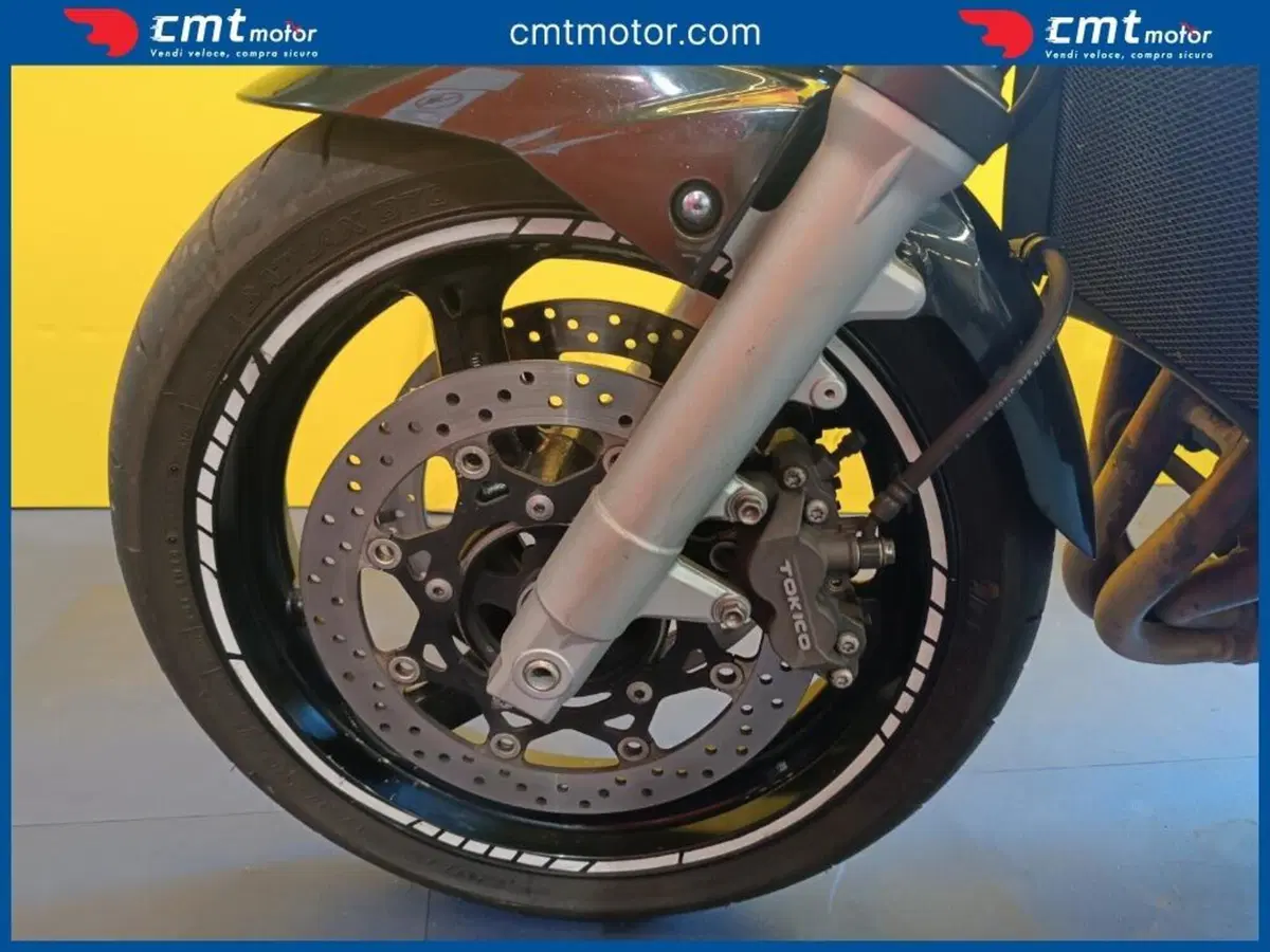 Suzuki GSR 600 (2006 - 11) (10)