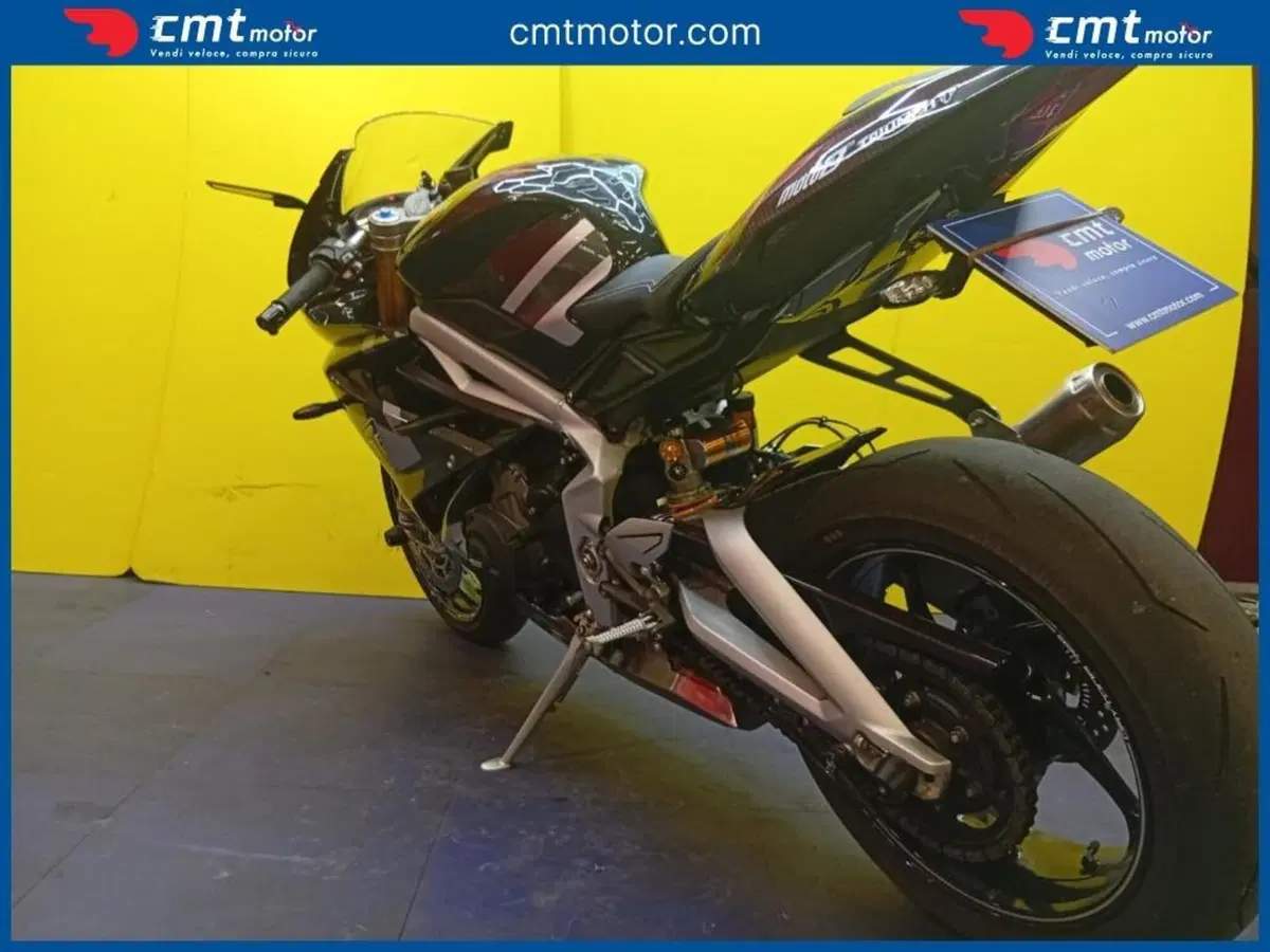Triumph Daytona 765 Moto2 (2019 - 20) (7)