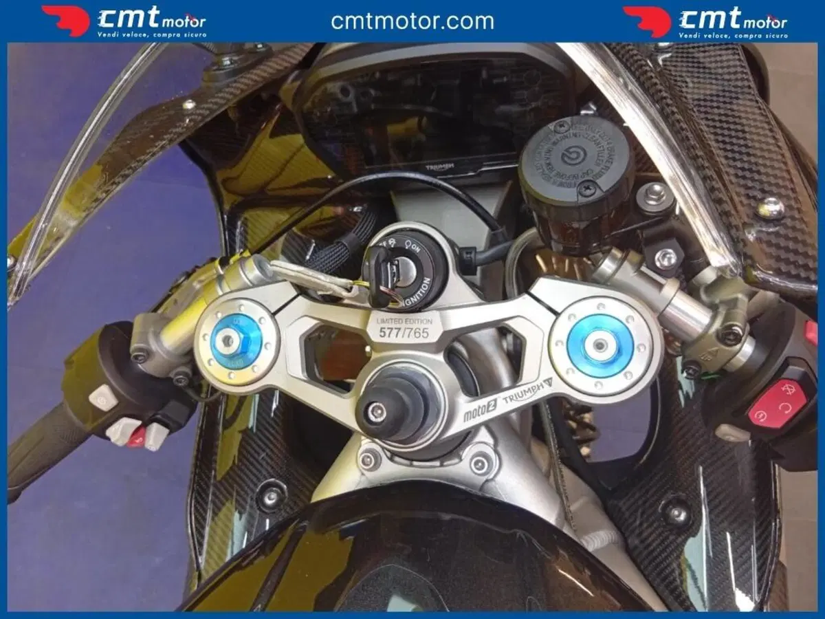 Triumph Daytona 765 Moto2 (2019 - 20) (8)