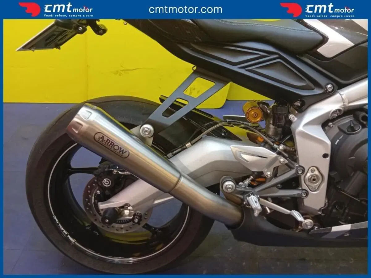 Triumph Daytona 765 Moto2 (2019 - 20) (9)