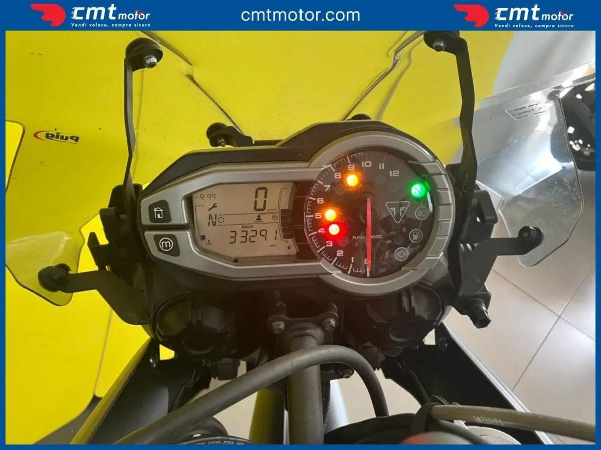 Triumph Tiger 800 XCx (2017 - 18) (5)