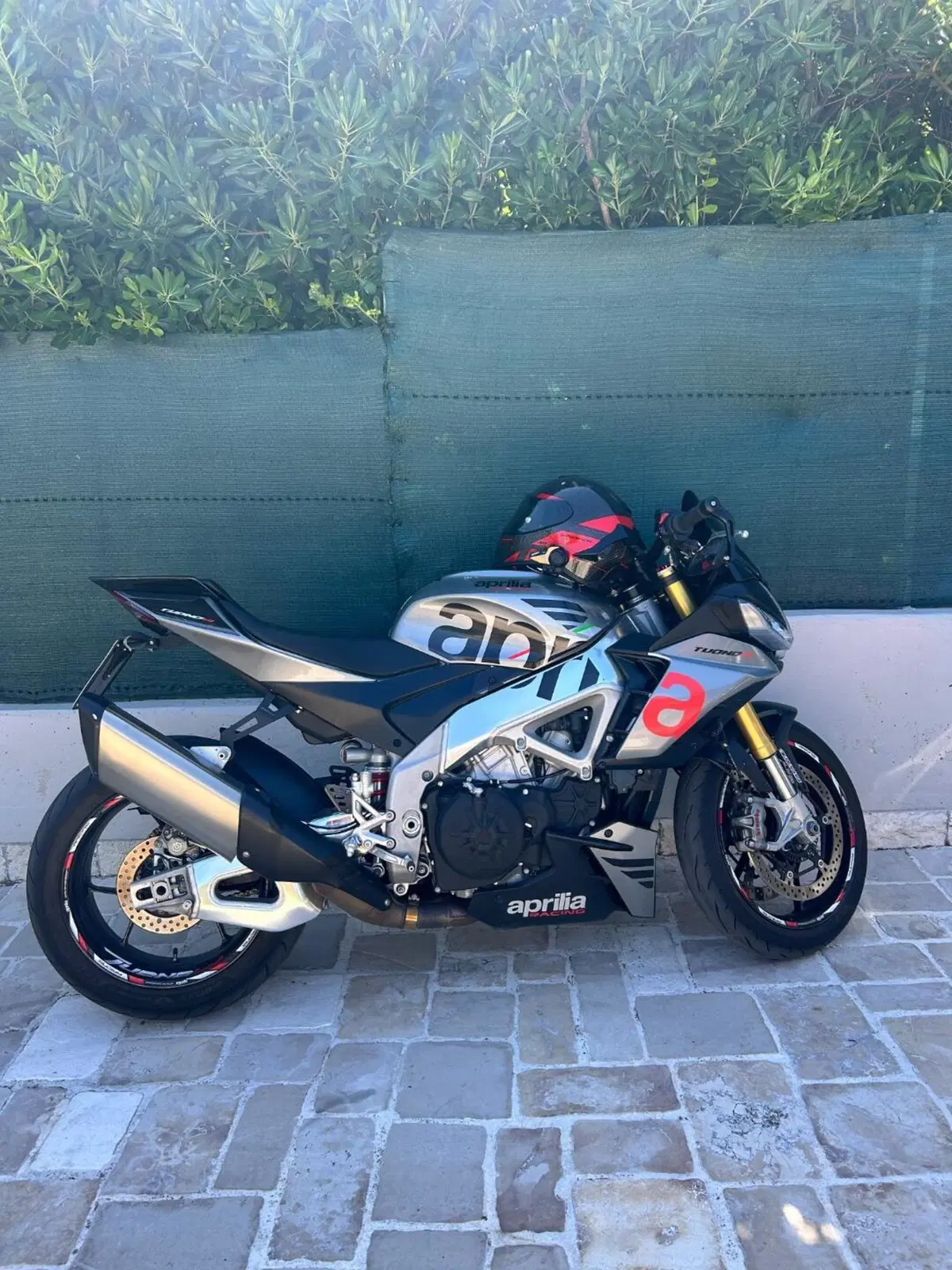 Aprilia Tuono V4 (2021 - 24)