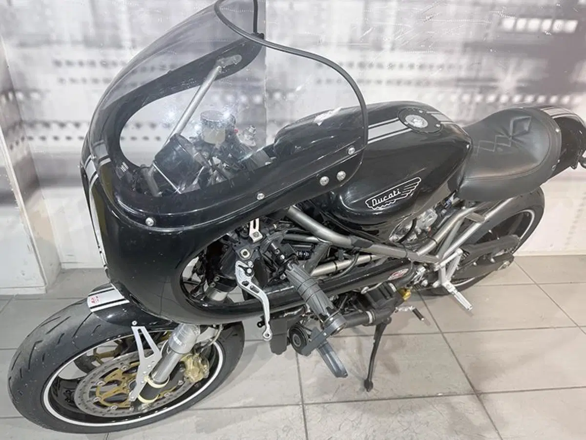 Ducati ST4 (1999 - 02) (4)