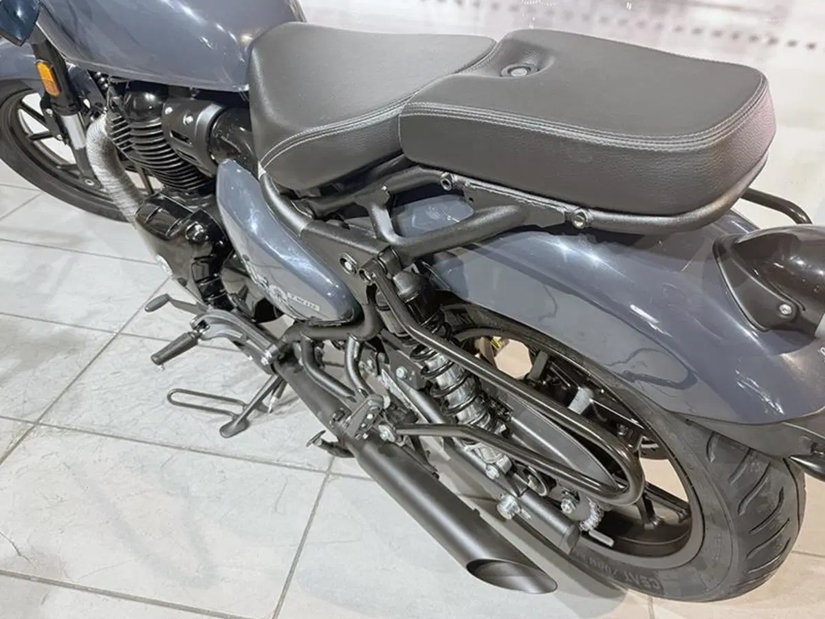 Royal Enfield Shotgun 650 (2024 - 26) (3)