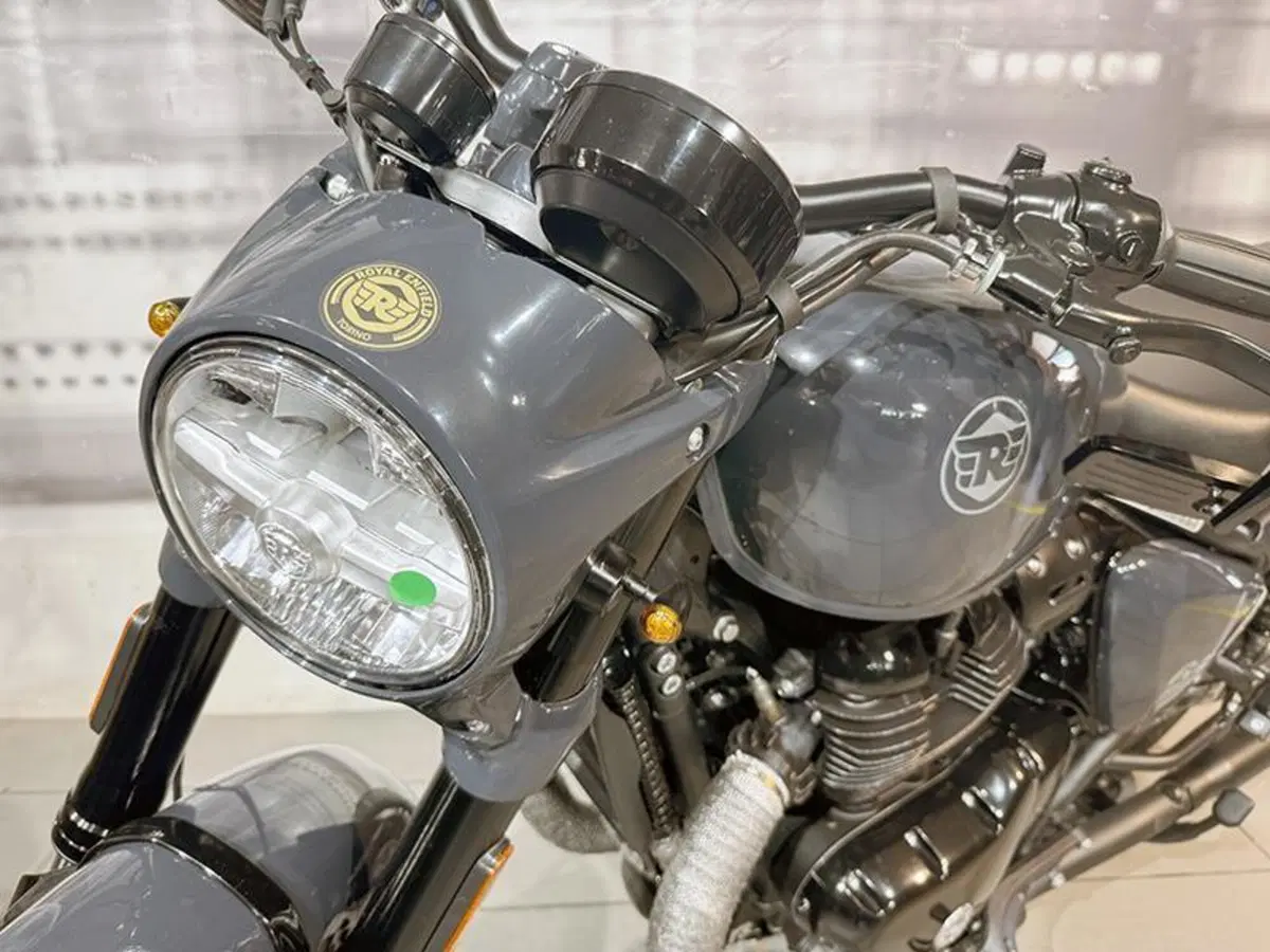 Royal Enfield Shotgun 650 (2024 - 26) (4)