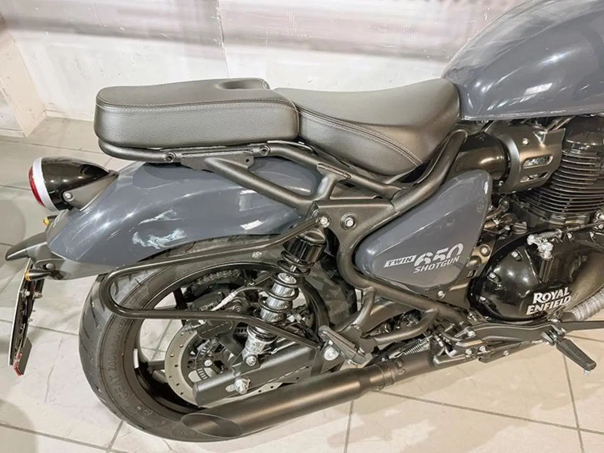 Royal Enfield Shotgun 650 (2024 - 26) (6)