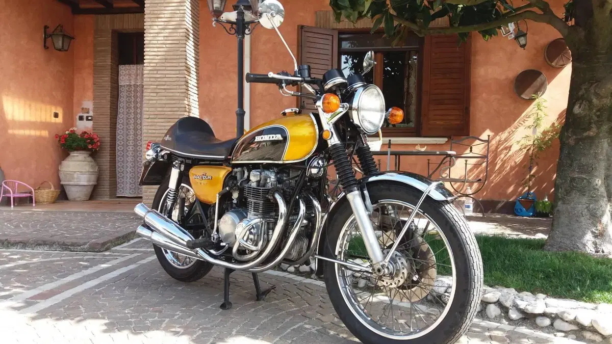 Honda Cb500 four (4)