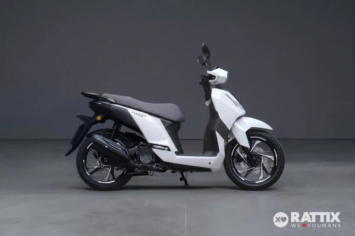 Peugeot Tweet 125 FL Active (2025 - 26) (4)