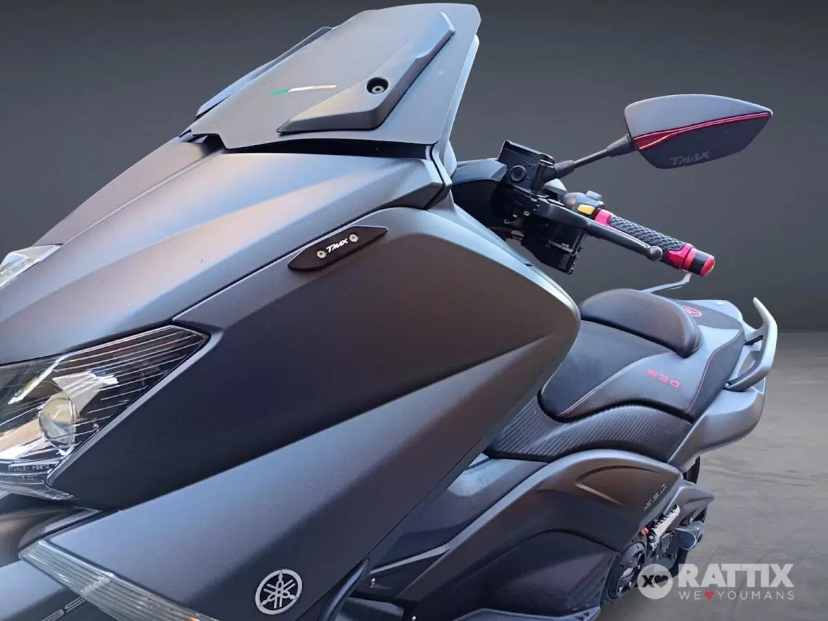 Yamaha T-Max 530 (2012 - 14) (7)