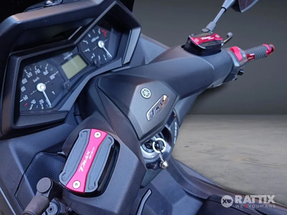 Yamaha T-Max 530 (2012 - 14) (12)
