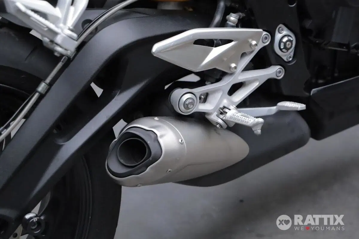 Triumph Street Triple RS (2017 - 19) (7)