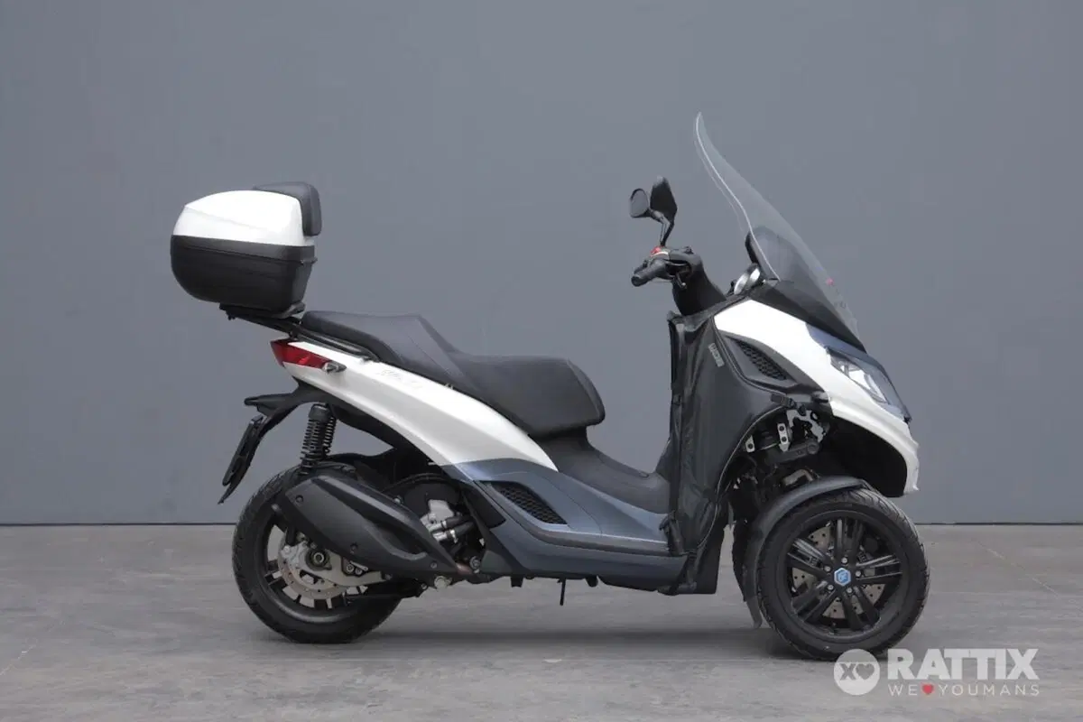 Piaggio MP3 300 ABS Hpe (2021 - 24) (4)