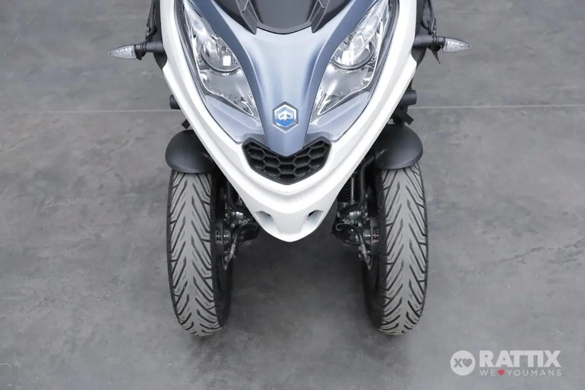 Piaggio MP3 300 ABS Hpe (2021 - 24) (10)