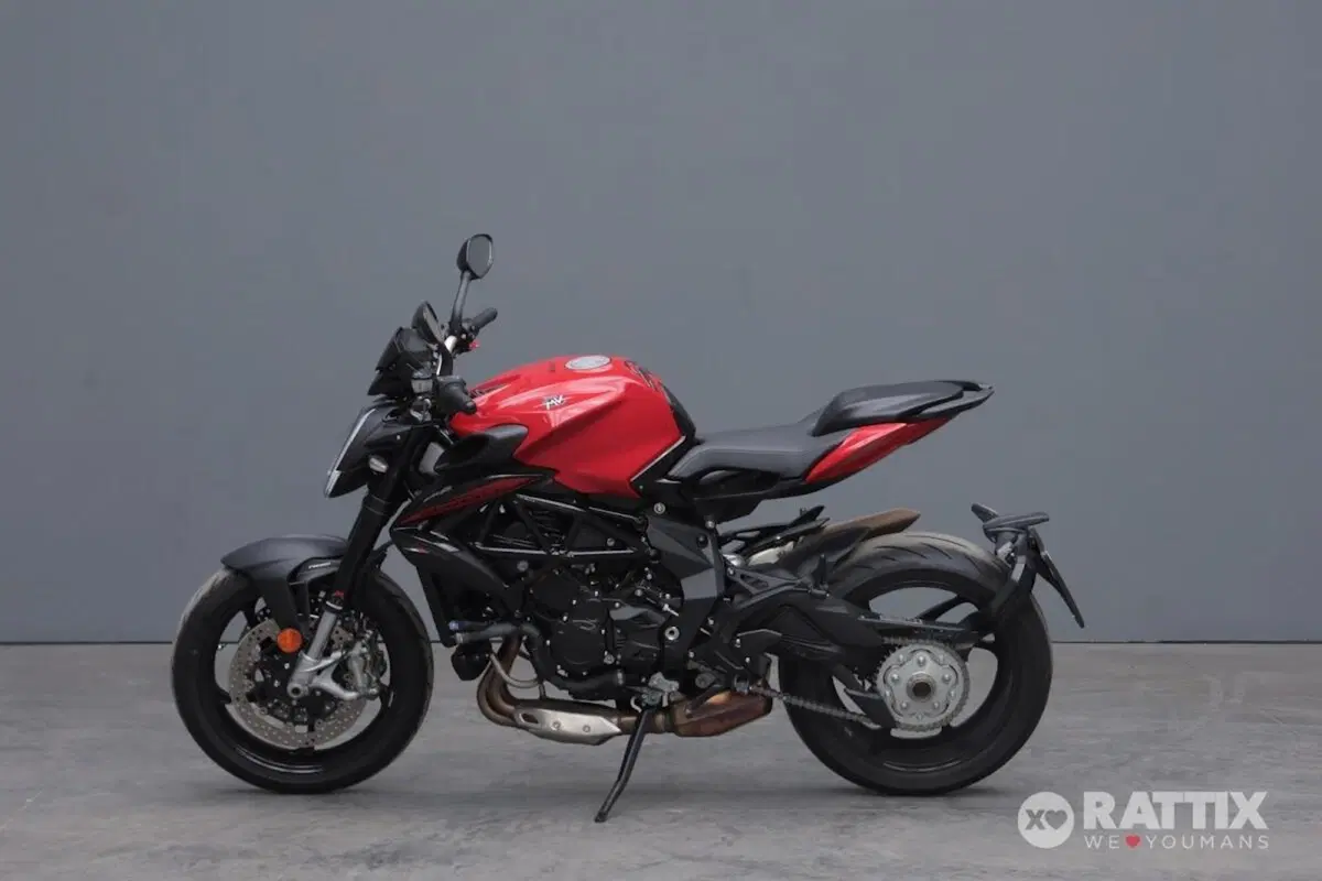 MV Agusta Brutale 800 Rosso (2021 - 23) (3)