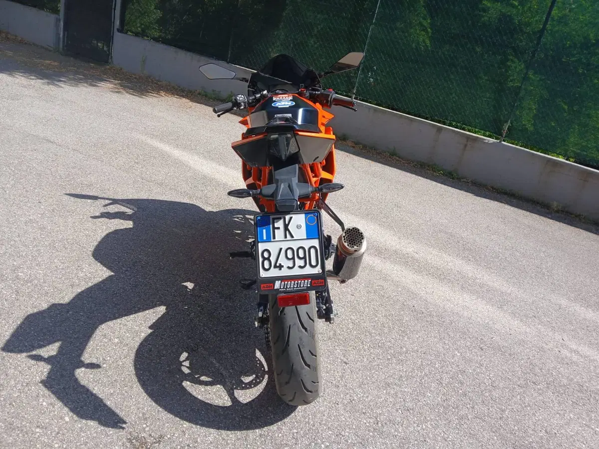 KTM RC 390 (2022 - 26) (2)