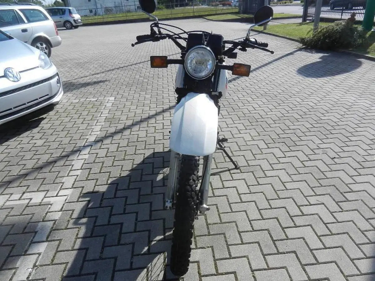 Yamaha XT 550 (2)
