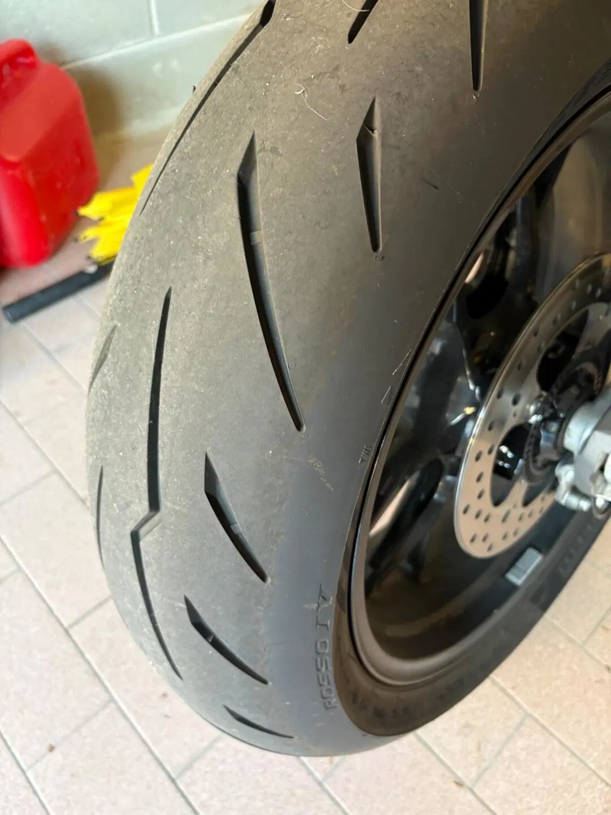 Ducati Panigale V2 (2025 - 26) (2)