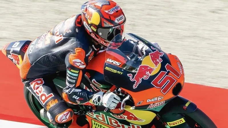 MotoGP 2026. GP d'Italia al Mugello. Moto3: Vince Brian Uriarte, prima vittoria! Sul podio anche Alvaro Carpe e Hakim Danish. Gara difficile per gli italiani [CLASSIFICA]