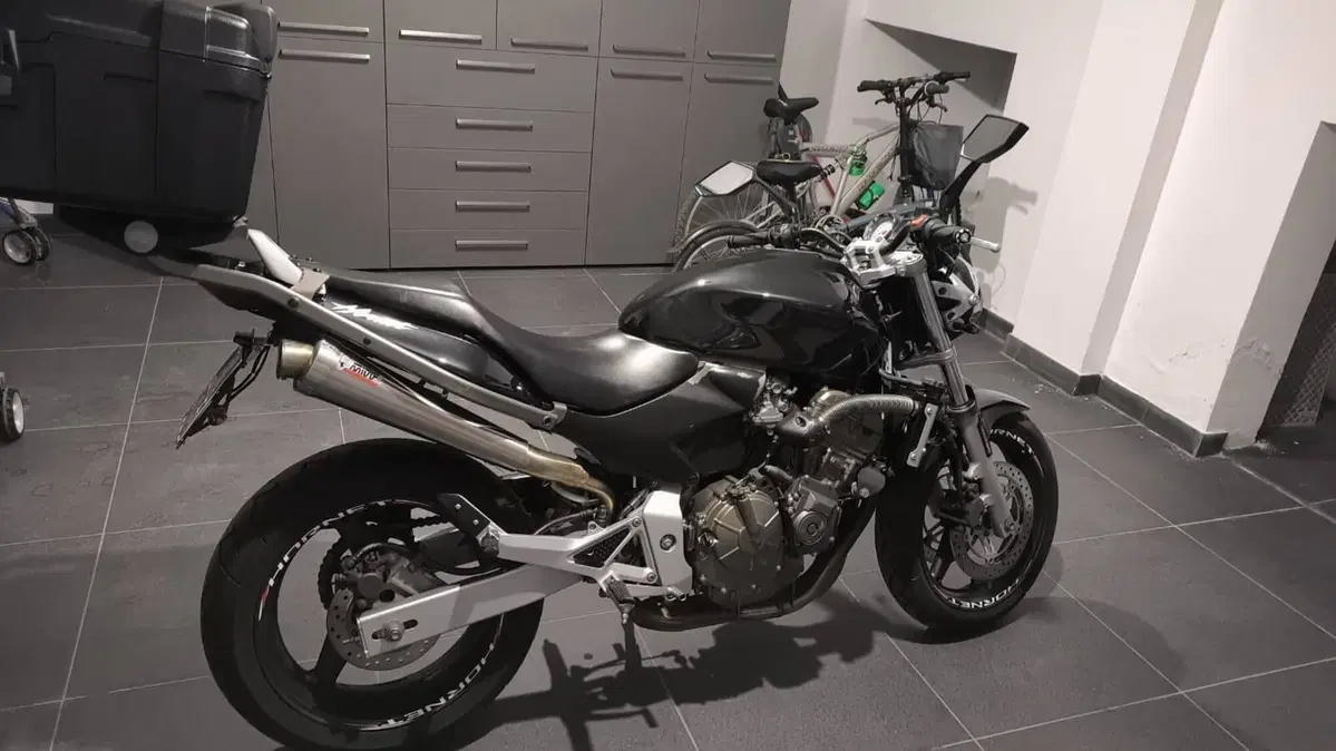 Honda Hornet 600 (2003 - 04) (4)