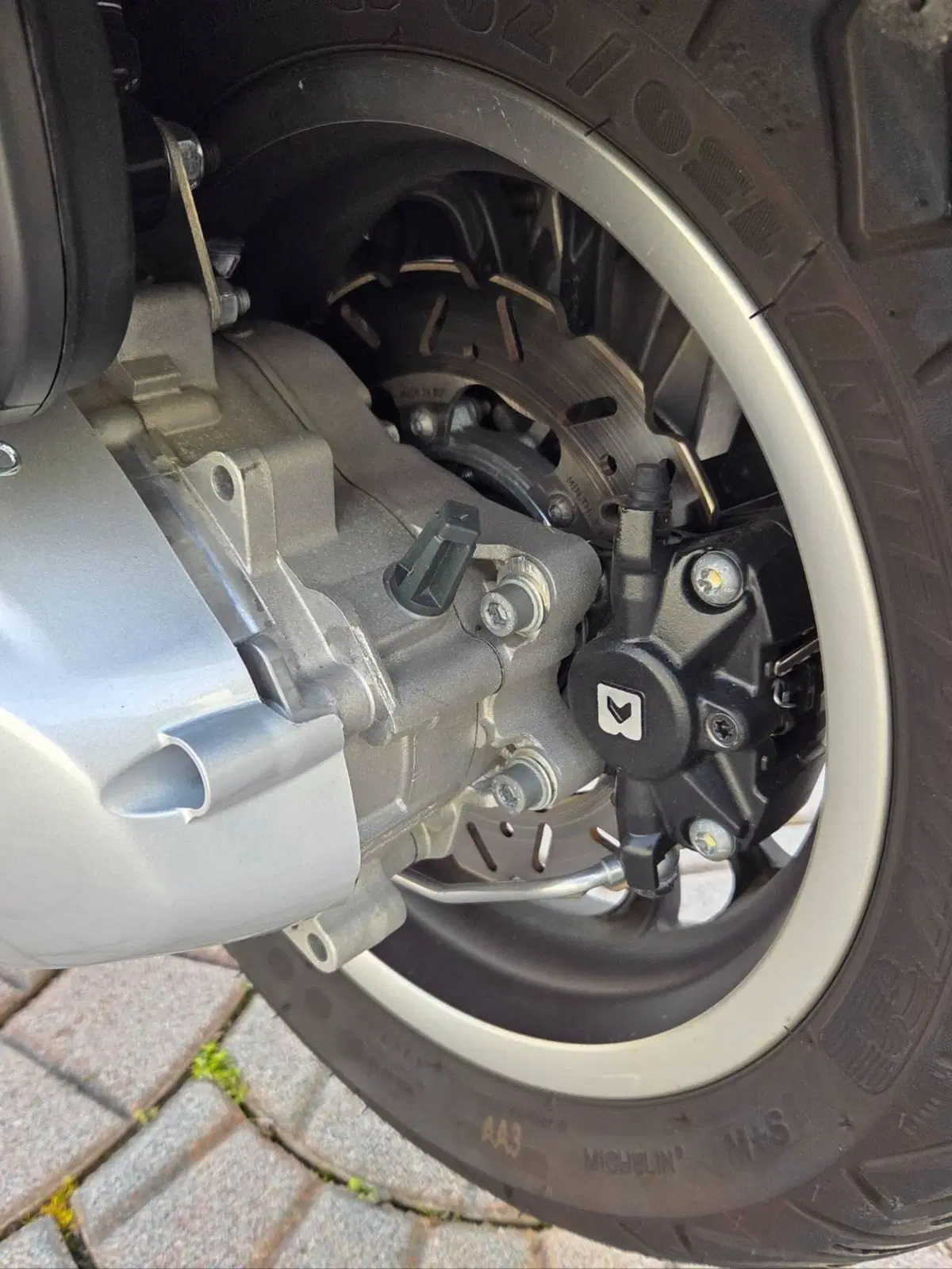 Vespa GTS 300 Super (2023 - 24) (6)