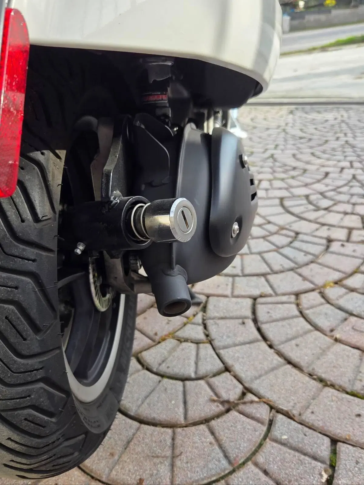 Vespa GTS 300 Super (2023 - 24) (8)