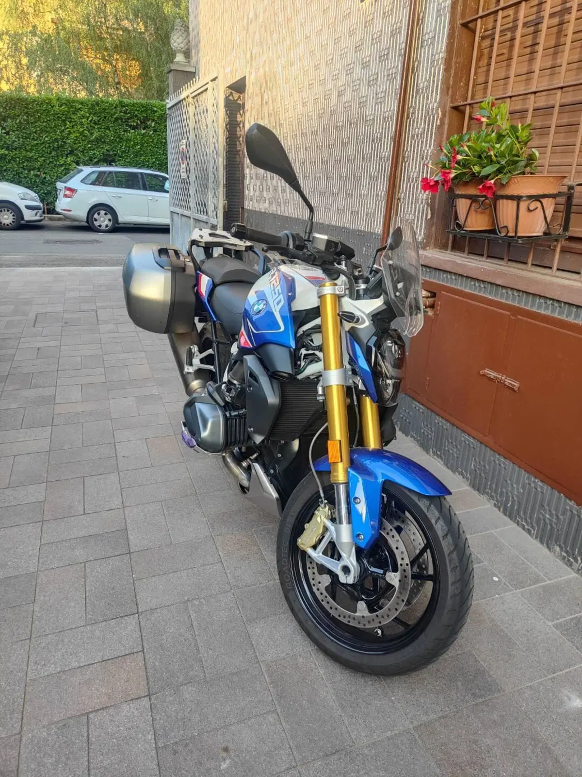 Bmw R 1250 R (2021 - 25)
