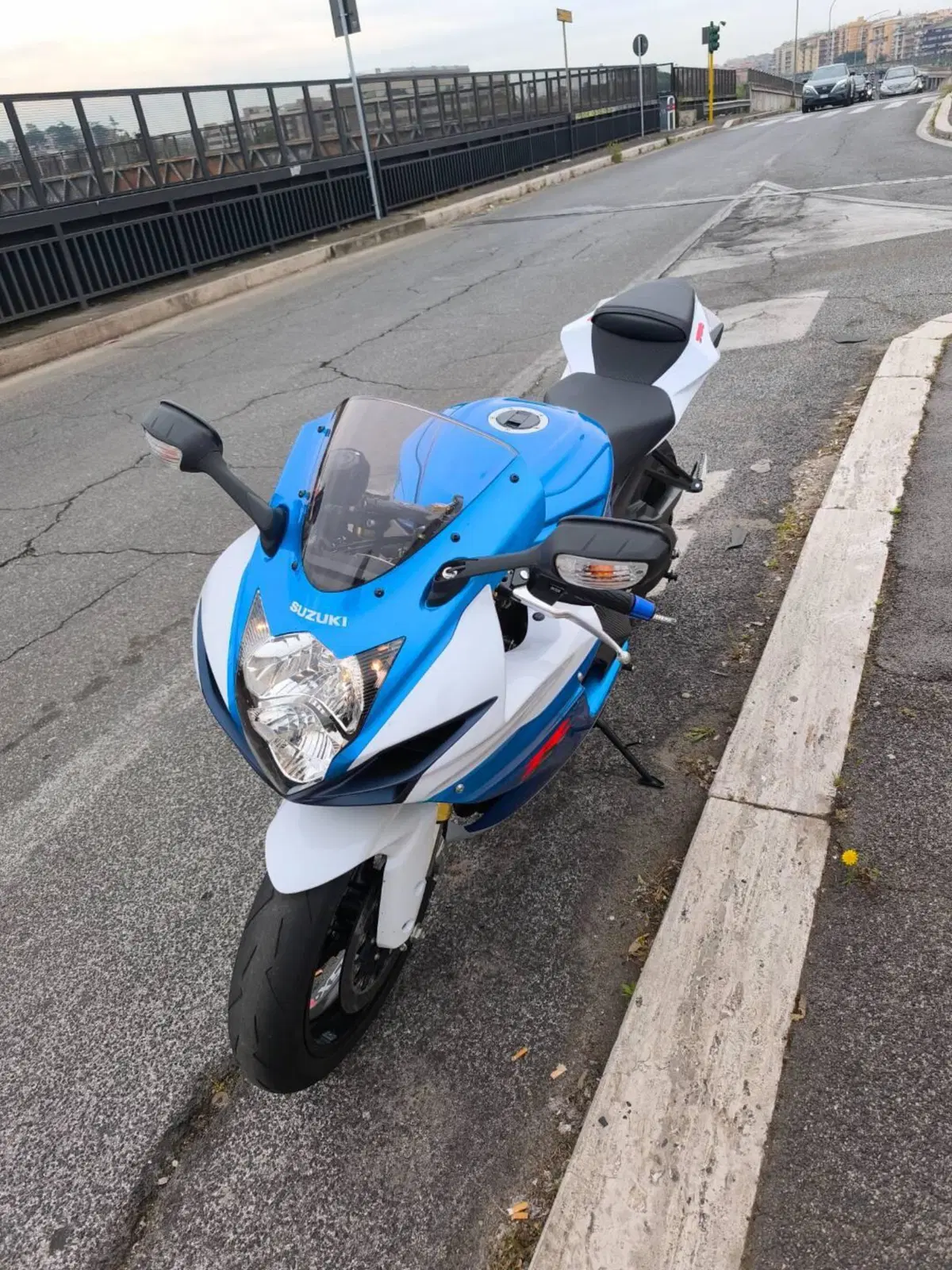 Suzuki GSX R 750 (2011 - 17) (4)