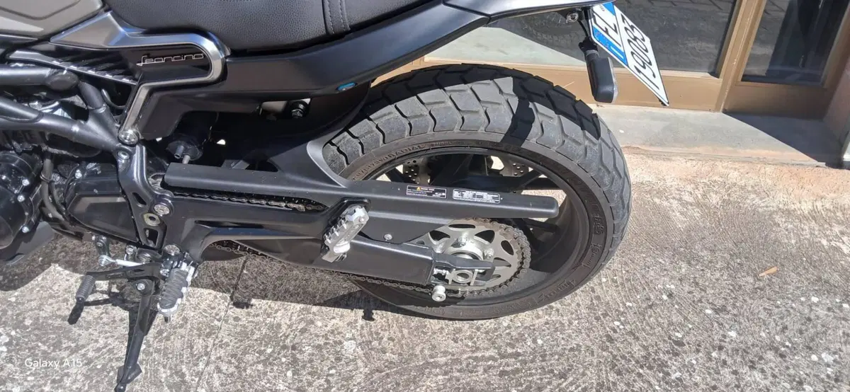 Benelli Leoncino 800 (2022 - 26) (3)