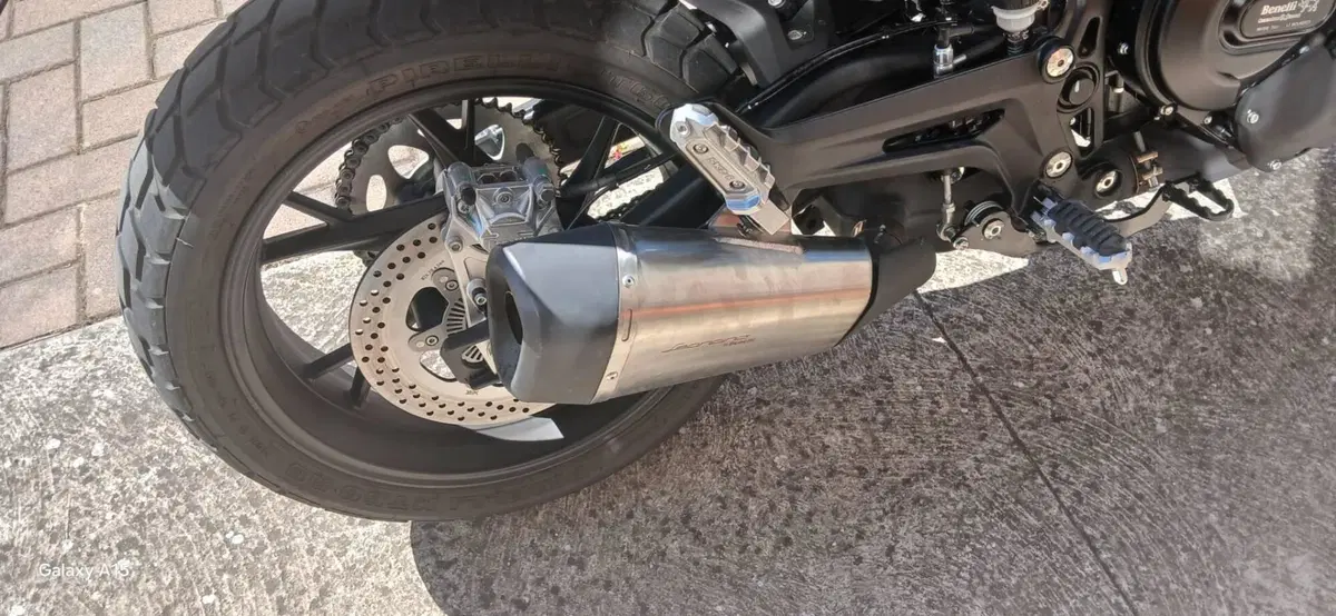 Benelli Leoncino 800 (2022 - 26) (4)