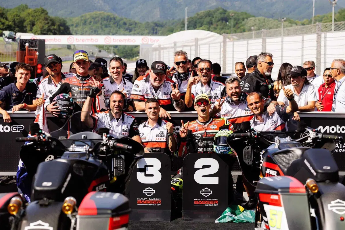 La prima europea della H-D Bagger World Cup. Gutierrez e Iannone. È il delirio [VIDEO] (6)
