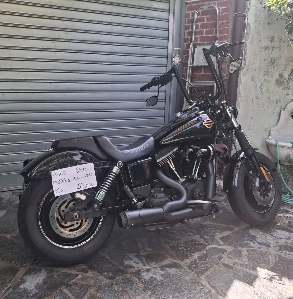 Harley-Davidson 1690 Fat Bob (2014 - 16) - FXDF (2)