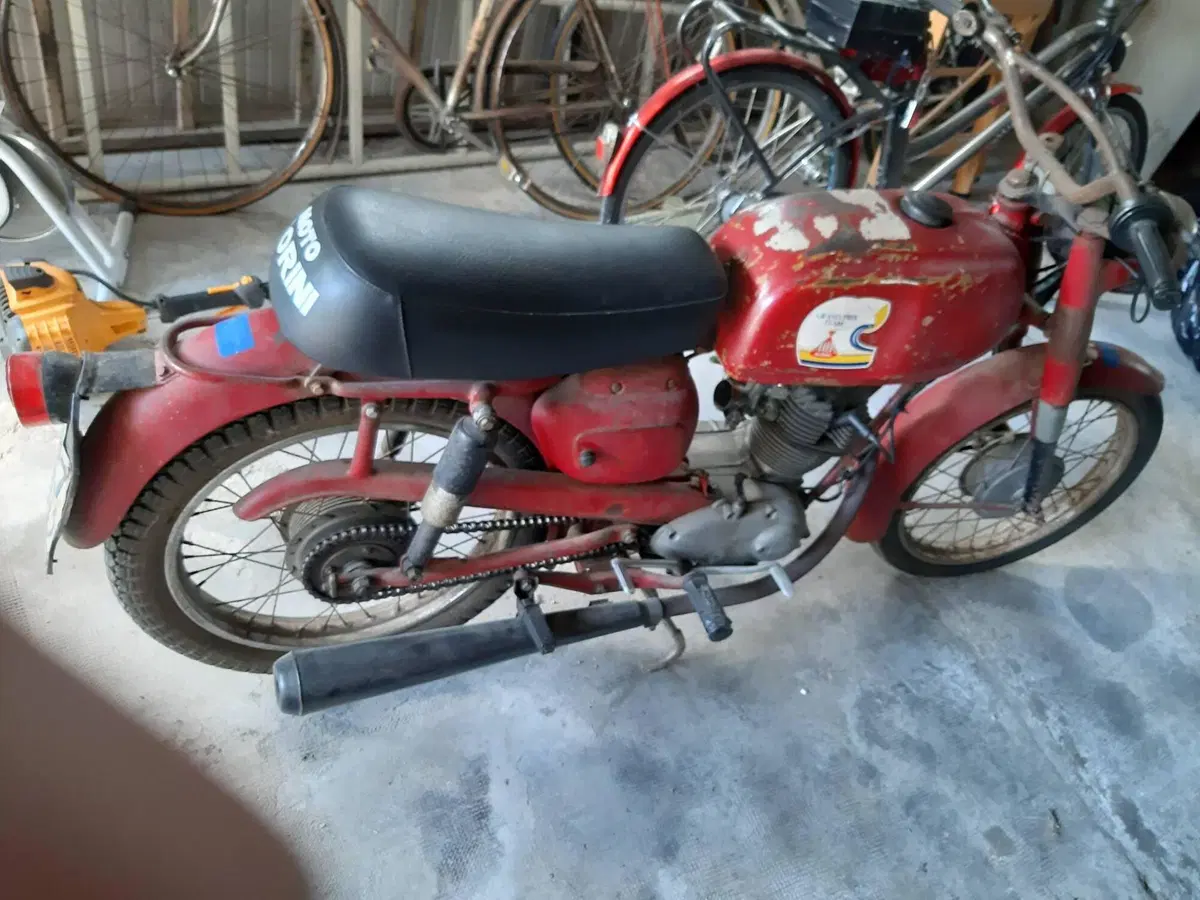 Moto Morini Morini Corsaro 125 (4)